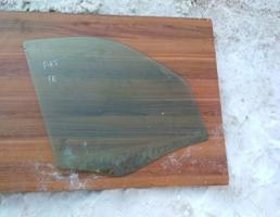 Стекло переднее правое для FIAT Albea 02-12  запчасти бу