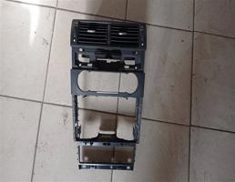 Рамка магнитолы для FORD MONDEO 3 (2000-2007)  запчасти бу