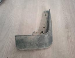 Брызговик для MAZDA CX-5  запчасти бу