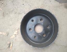 Шкив помпы для LAND ROVER DISCOVERY 3 04-09г  запчасти бу