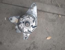 Насос водяной (помпа) для LAND ROVER DISCOVERY 3 04-09г  запчасти бу