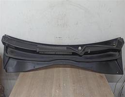 Жабо / решетка стеклоочистителя для Москвич 3  запчасти бу