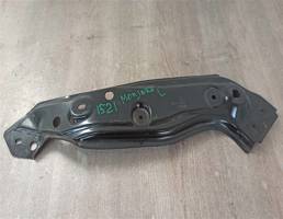 Кронштейн переднего бампера для GEELY Monjaro  запчасти бу