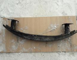 Усилитель переднего бампера для SKODA FABIA 99-07  запчасти бу