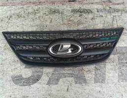 решетка радиатора для LADA Largus 11-  запчасти бу
