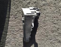 Держатели задней полки (пластик) для SKODA RAPID  запчасти бу