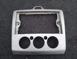 Накладка на консоль для FORD FOCUS 2 (2005-2011)  запчасти бу