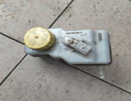 бачок тормозной жидкости для SKODA RAPID  запчасти бу