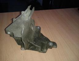 Кронштейн двигателя для FORD FOCUS 1 (1998-2005)  запчасти бу