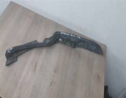 Кронштейн переднего бампера для SKODA OCTAVIA A5 04-13  запчасти бу